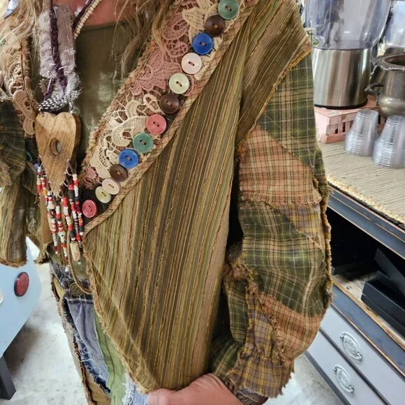 Butterfly Button Top by A Rare Bird - Picture 8 of 13